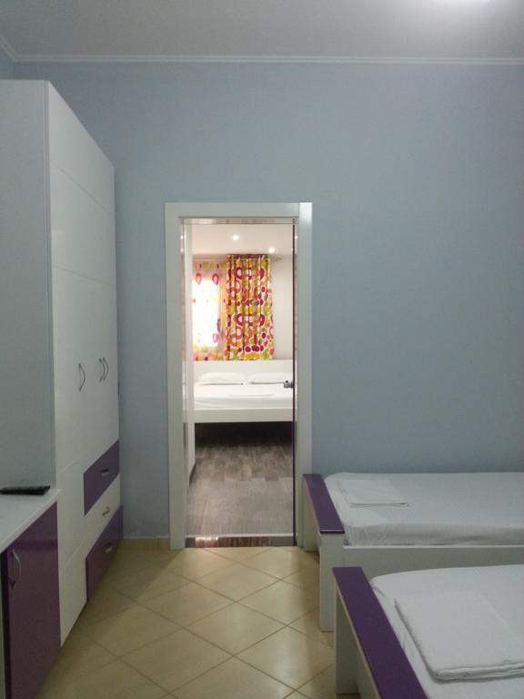 Tirana Hotel 卡萨米尔 客房 照片