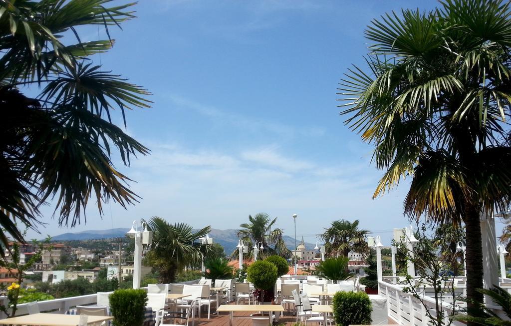 Tirana Hotel 卡萨米尔 外观 照片