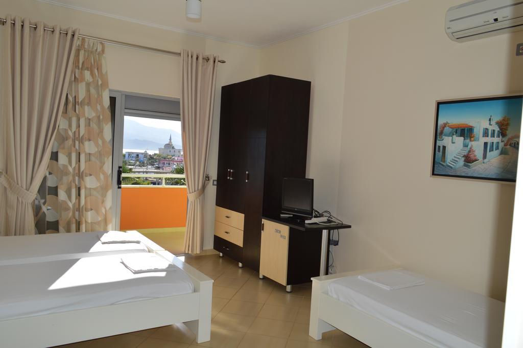 Tirana Hotel 卡萨米尔 外观 照片