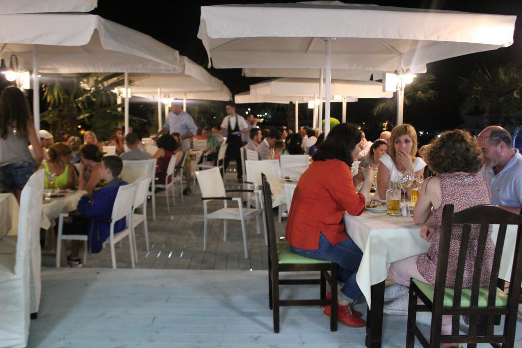 Tirana Hotel 卡萨米尔 外观 照片